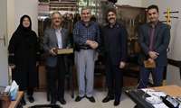 تقدیر از سال‌ها تلاش و خدمت دکتر علیرضا حاجی قاسمخان